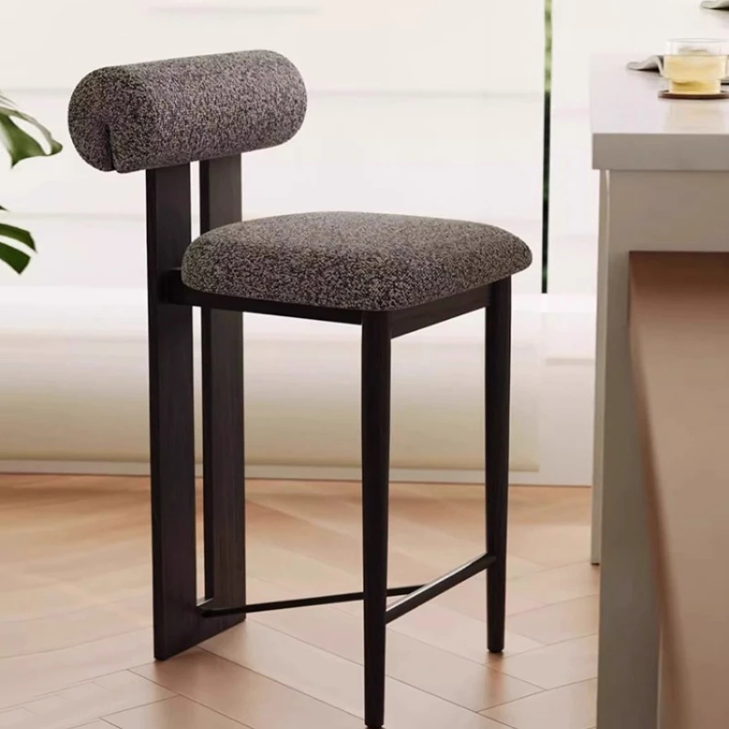 Кожаные барные стулья со спинкой - Фотография_2