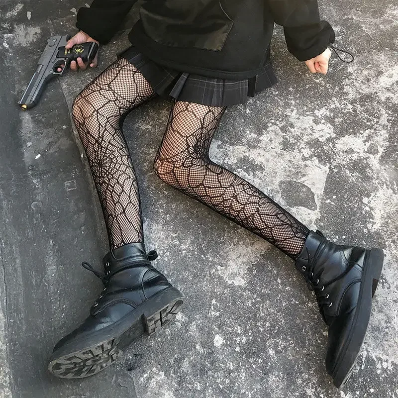 Классические ажурные кружевные сетчатые чулки в стиле лолиты - Фотография_3