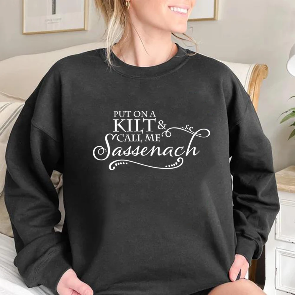 Толстовка put on a kilt and call me sassenach outlander book series - Фотография_2