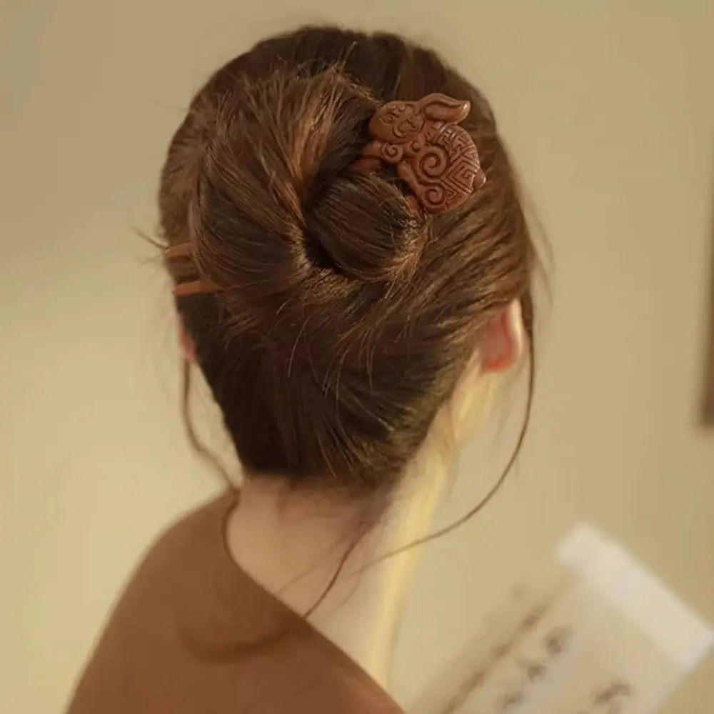 Деревянная палочка для волос