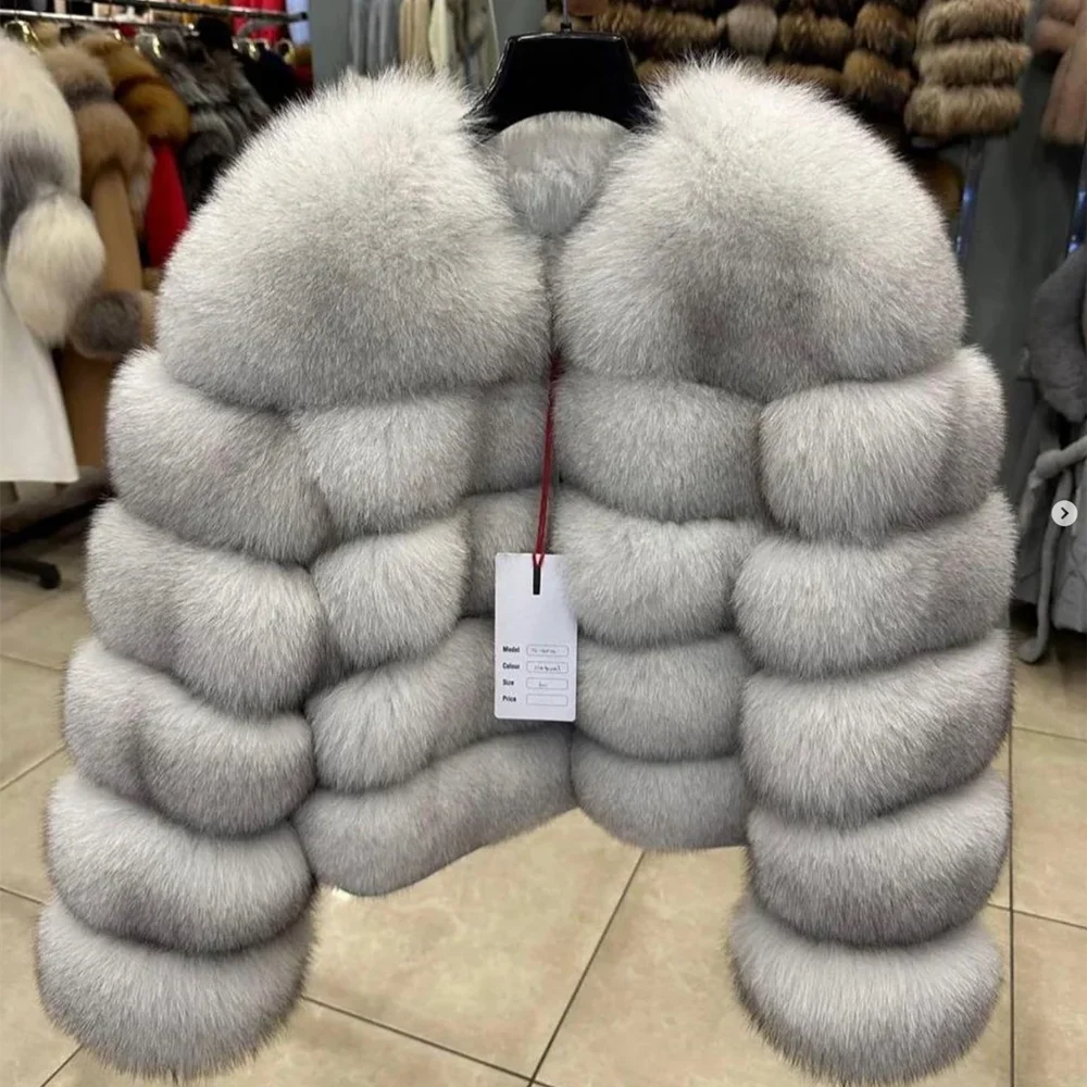 Шуба из лисьего меха