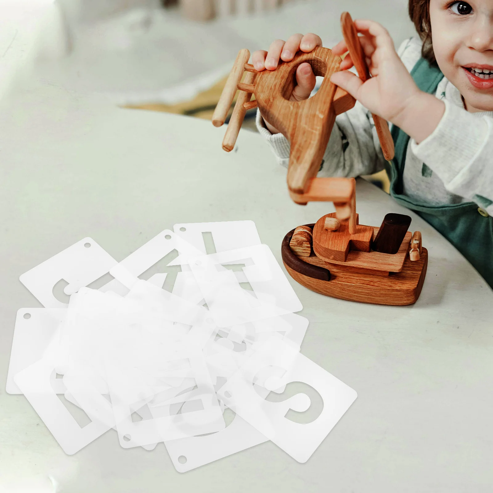 1 комплект трафаретов с буквами a-z - Фотография_2