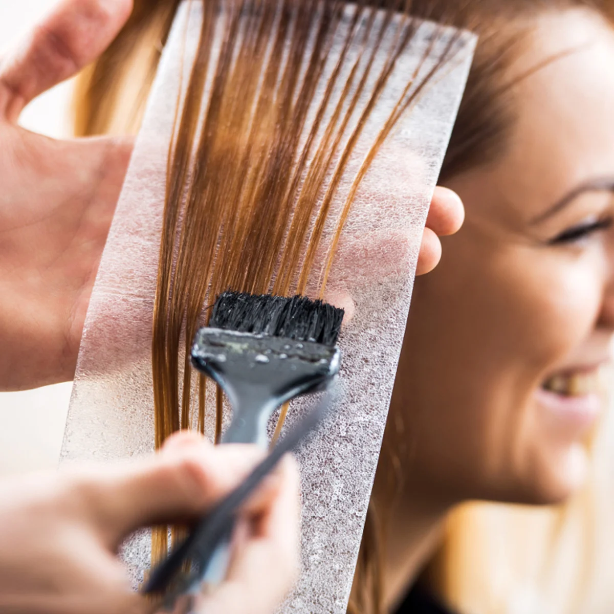 Набор инструментов для окрашивания волос - Фотография_3