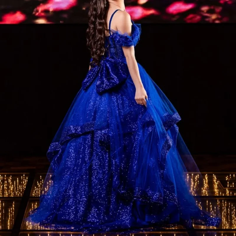 Блестящие королевские синие платья - Фотография_3