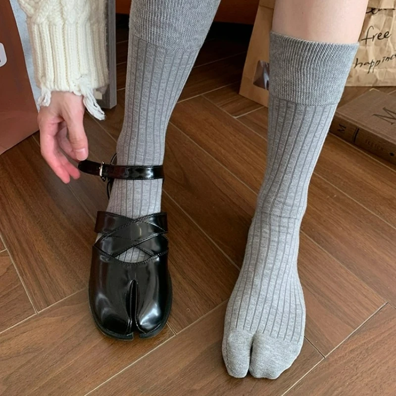 Y2k хлопковые эластичные носки с двумя пальцами - Фотография_6