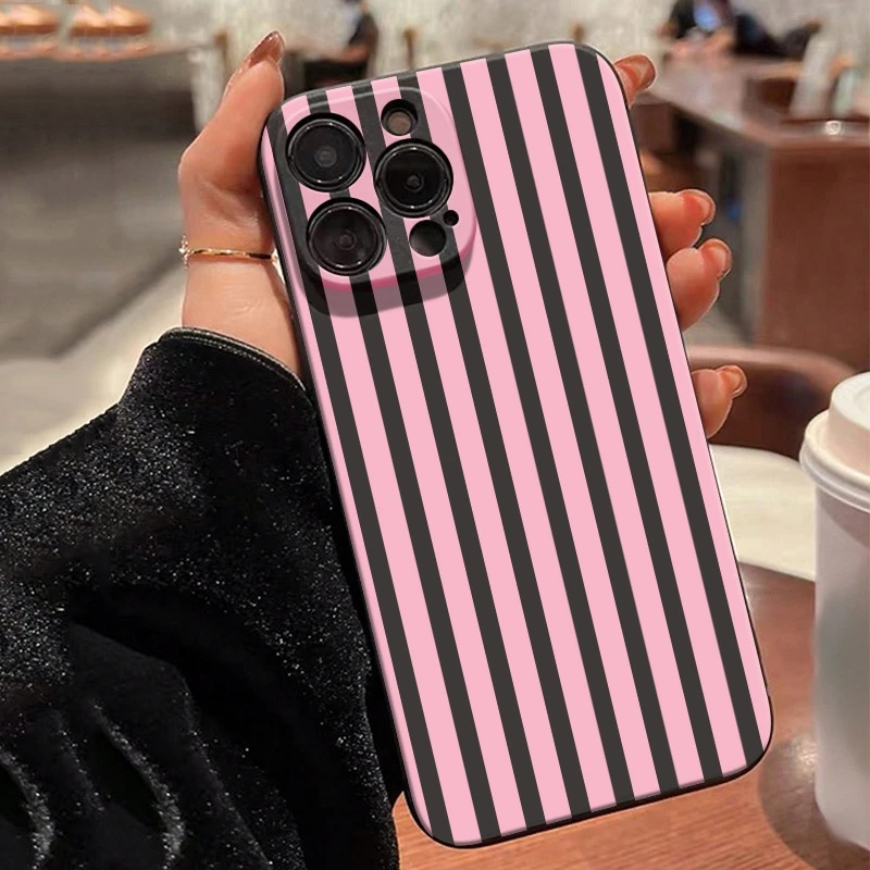 Minimalist pink stripe pattern - Фотография_2