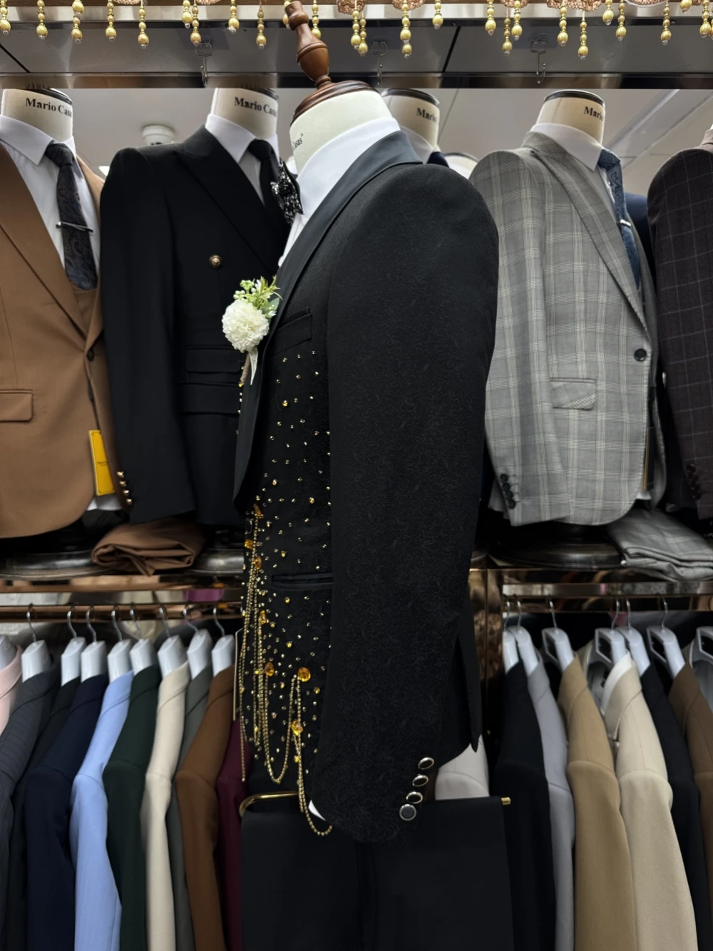 Новый золотой костюм с кисточками из бисера - Фотография_4