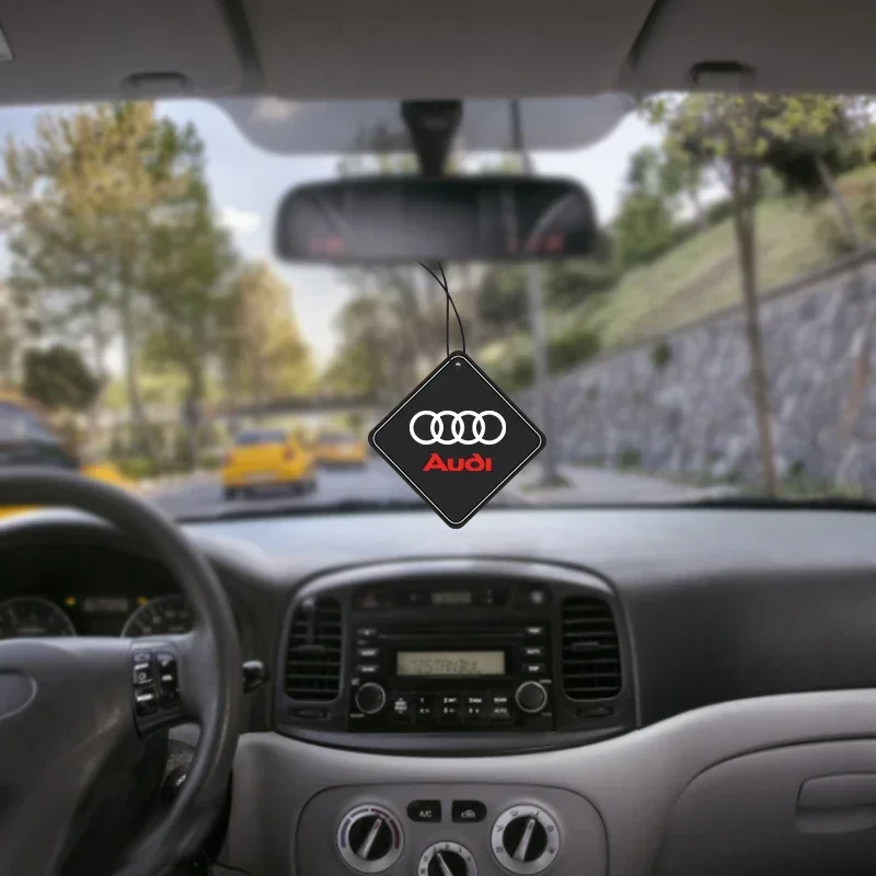 Подвеска для парфюмерии в салоне автомобиля - Фотография_2