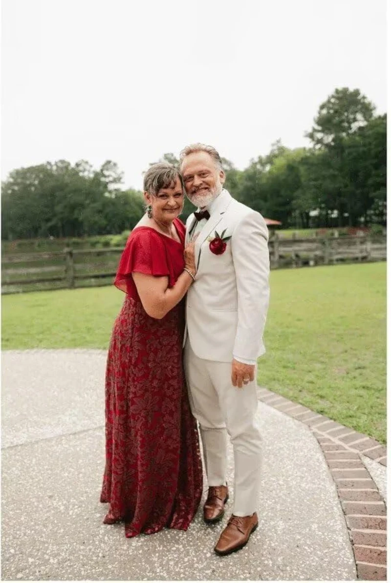 Блестящие пайетки платья для матери - Фотография_6