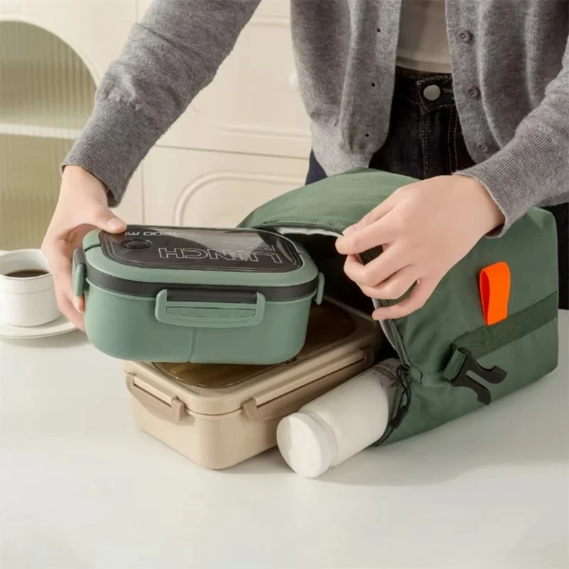 Изолированная сумка-тоут для обеда на заказ - Фотография_5