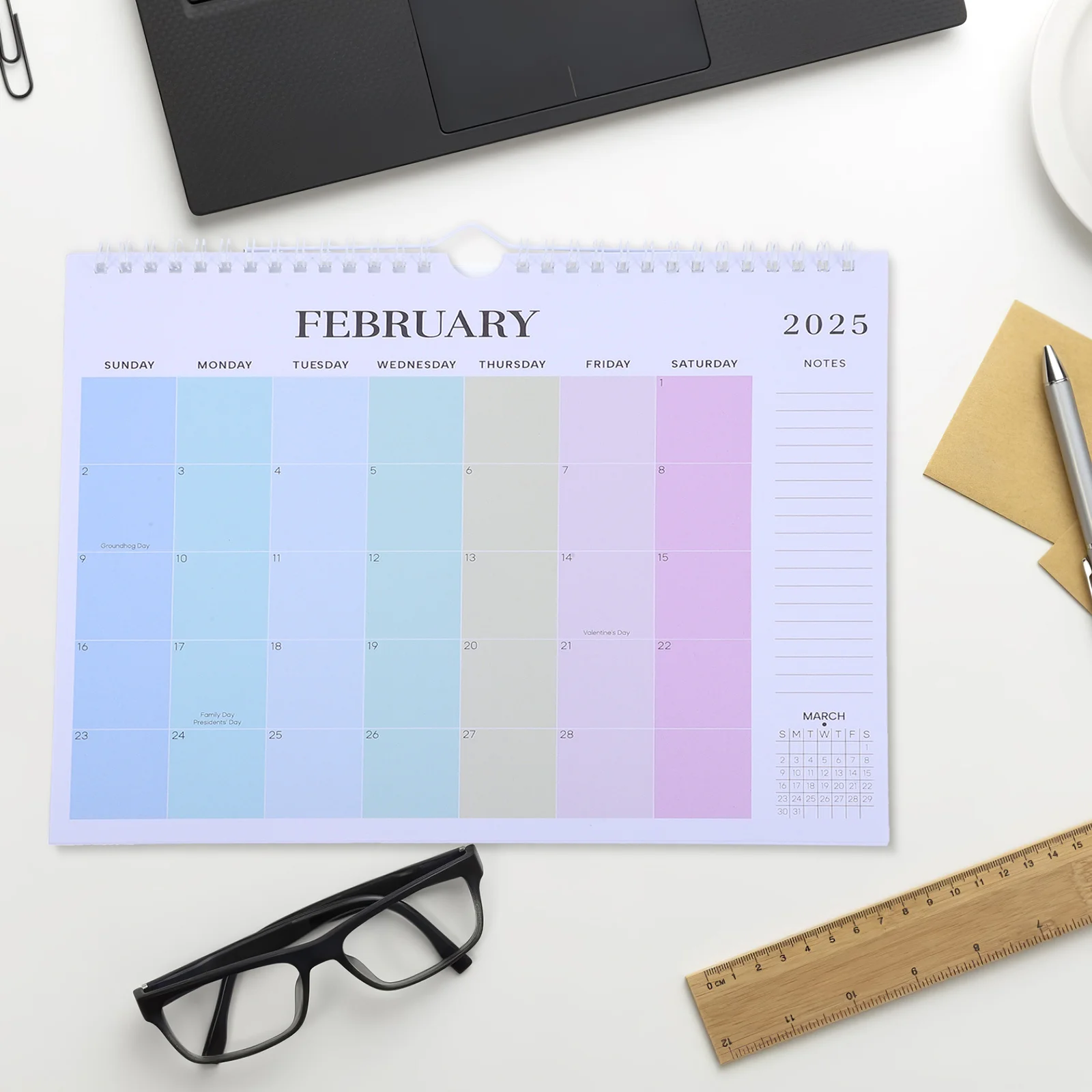 Настенный календарь на 12 месяцев на 2025 год - Фотография_2