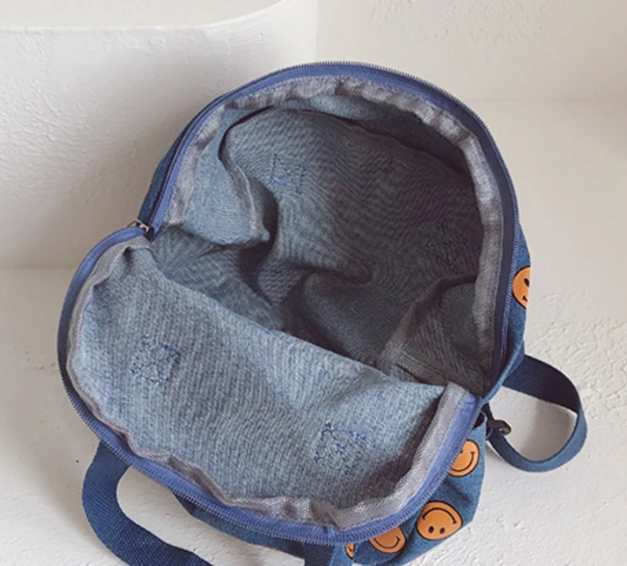 Джинсовый рюкзак с индивидуальной вышивкой - Фотография_3