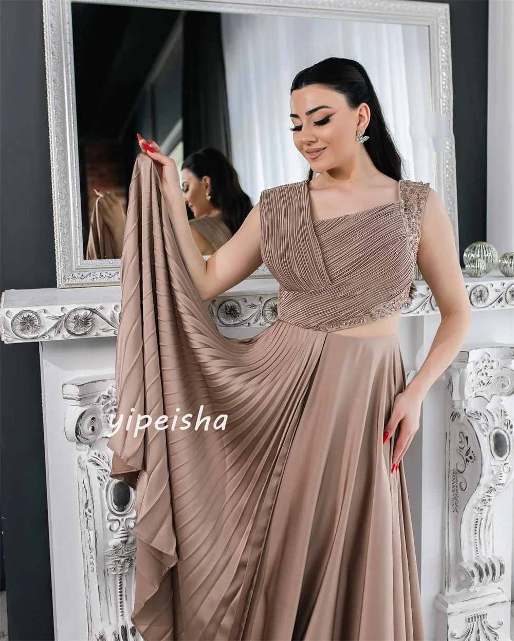 Индивидуальное джерси с блестками и рюшами для выпускного вечера - Фотография_4