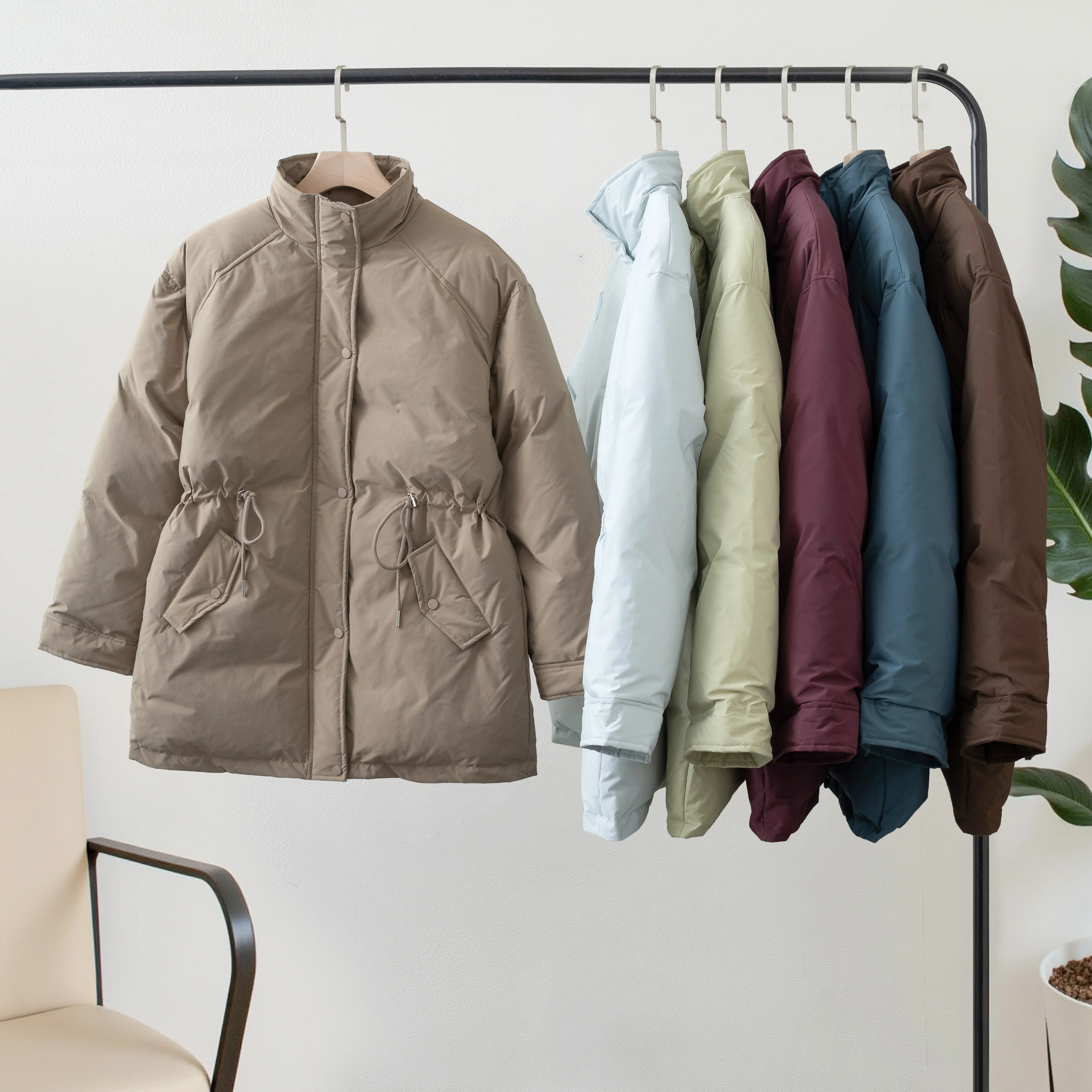 Модная женская осенне-зимняя куртка