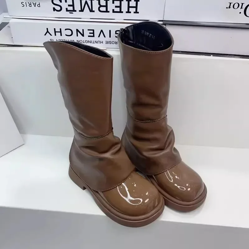 Модные длинные сапоги из лакированной кожи для девочек - Фотография_2