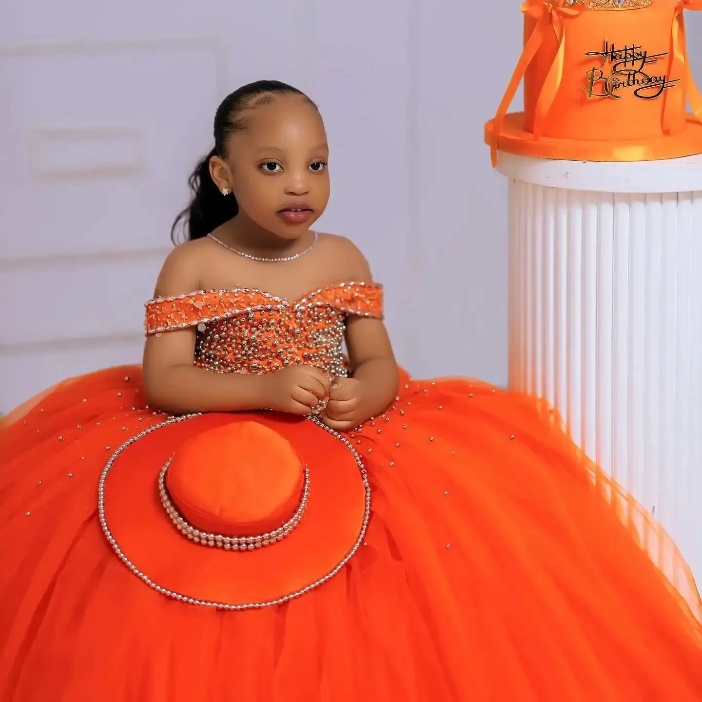 Оранжевые платья с цветочным узором для девочек на свадьбу - Фотография_2