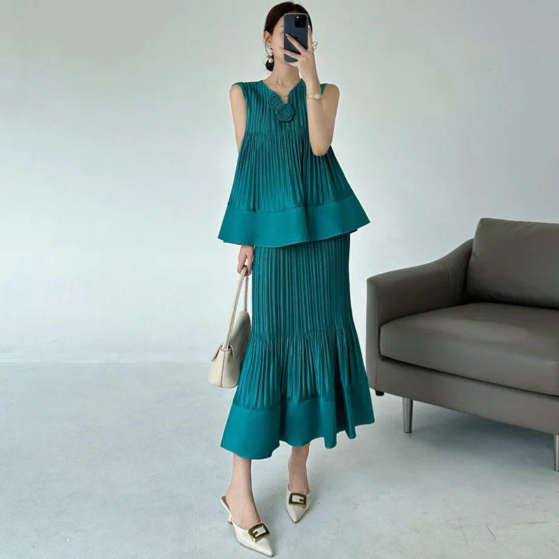 Черный плиссированный женский костюм с юбкой miyake - Фотография_3