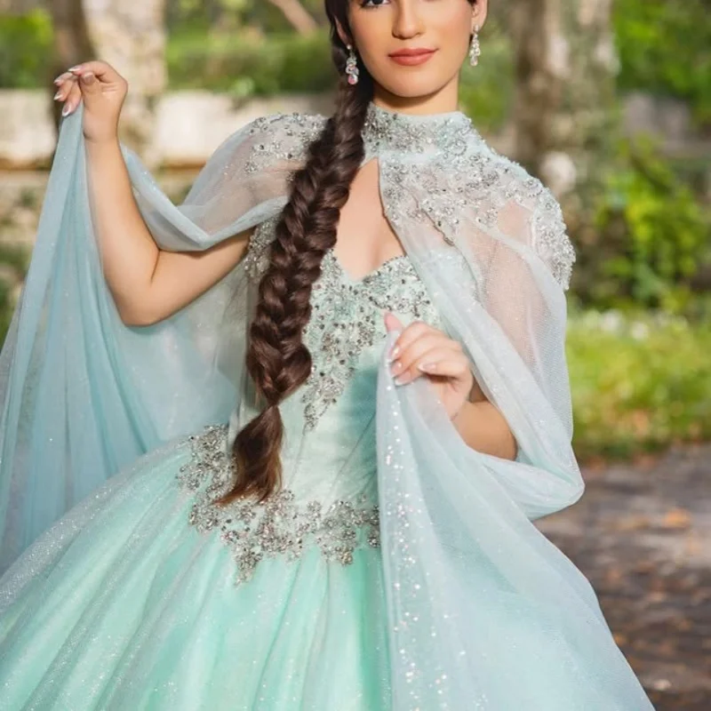 Мятно-зеленые платья quinceanera