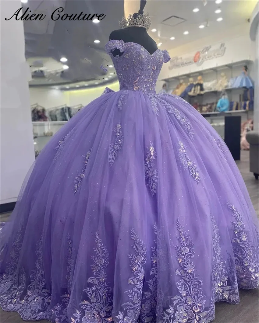 Роскошное фиолетовое тюлевое платье quinceanera 2024