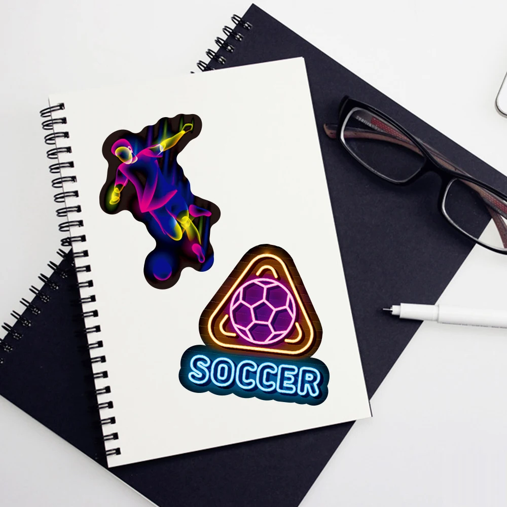 Неоновые футбольные спортивные наклейки с героями мультфильмов - Фотография_6