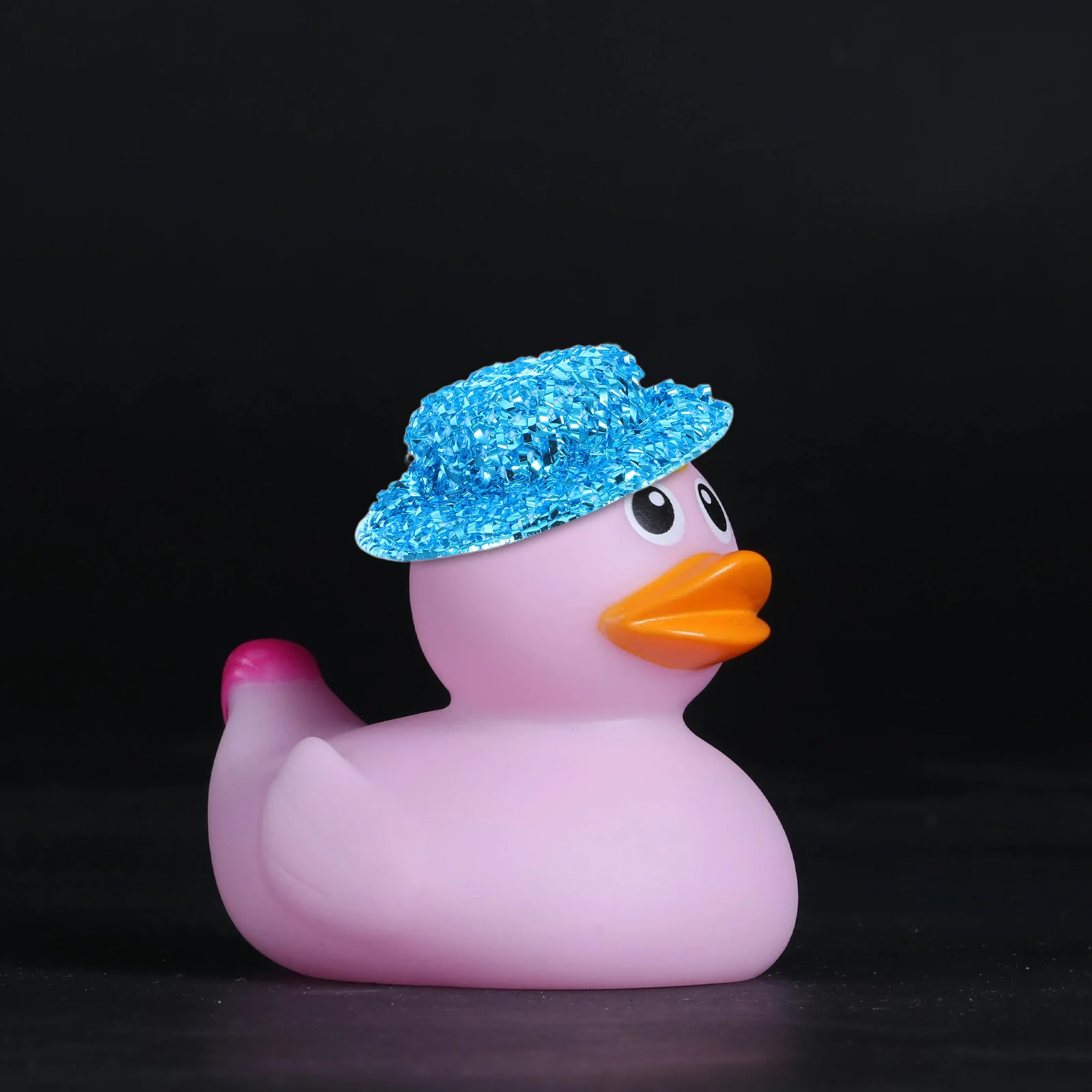 Миниатюрные шляпы с желтой уткой - Фотография_2