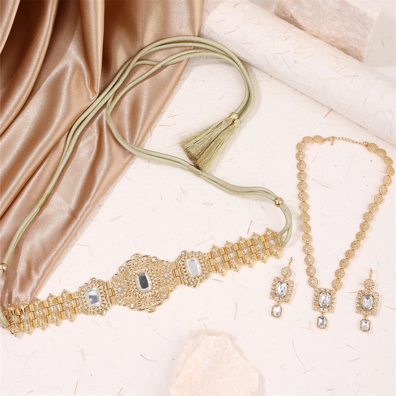 Элегантный пояс из сплава для марокканской невесты - Фотография_3