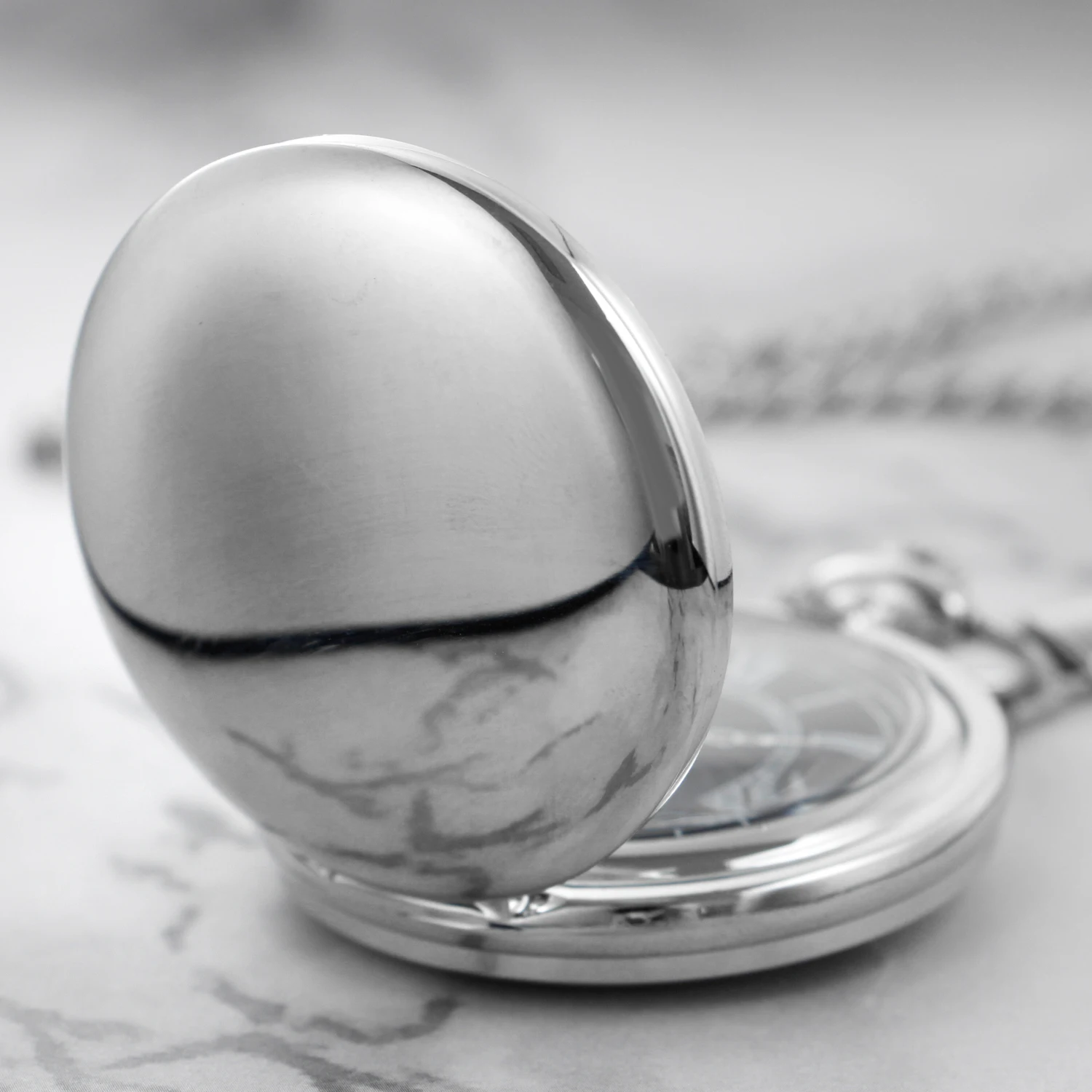 Мужские и женские серебристые кварцевые - Фотография_3