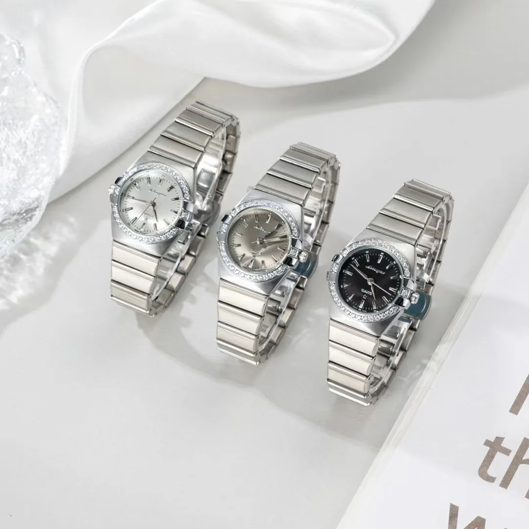 Классические женские часы constellation с безелем - Фотография_4