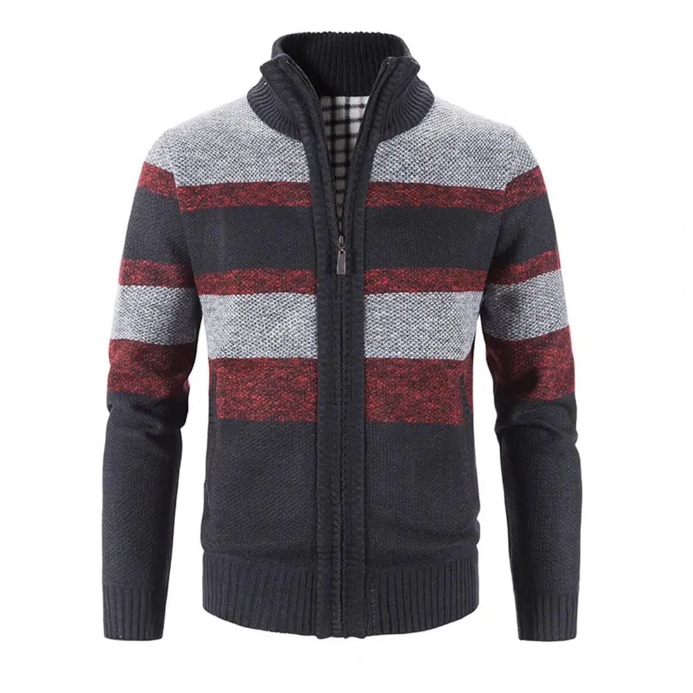 Мужской бархатный кардиган составного кроя - Фотография_4