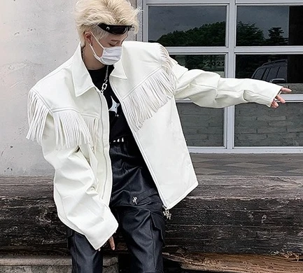 Новые удобные куртки из искусственной кожи с кисточками - Фотография_2