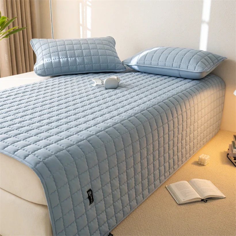 Waterproof mattress topper with