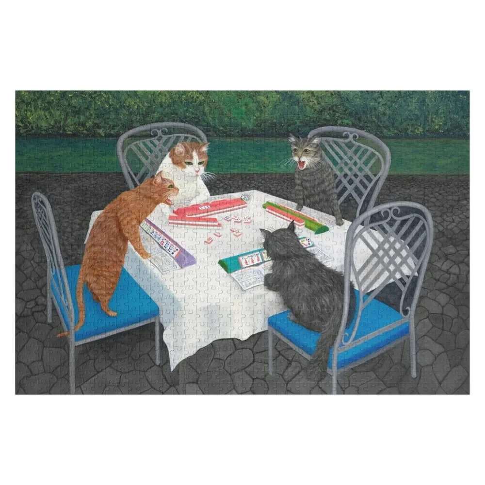 Кошки играют в маджонг в саду пазл