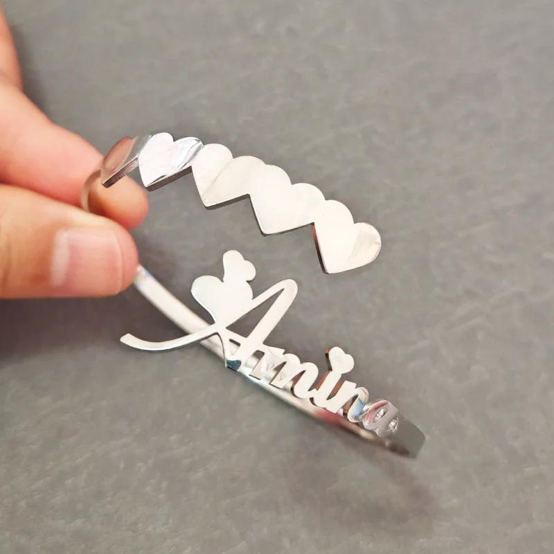 Индивидуальный браслет в форме сердца с верхней и нижней дифференциацией - Фотография_4