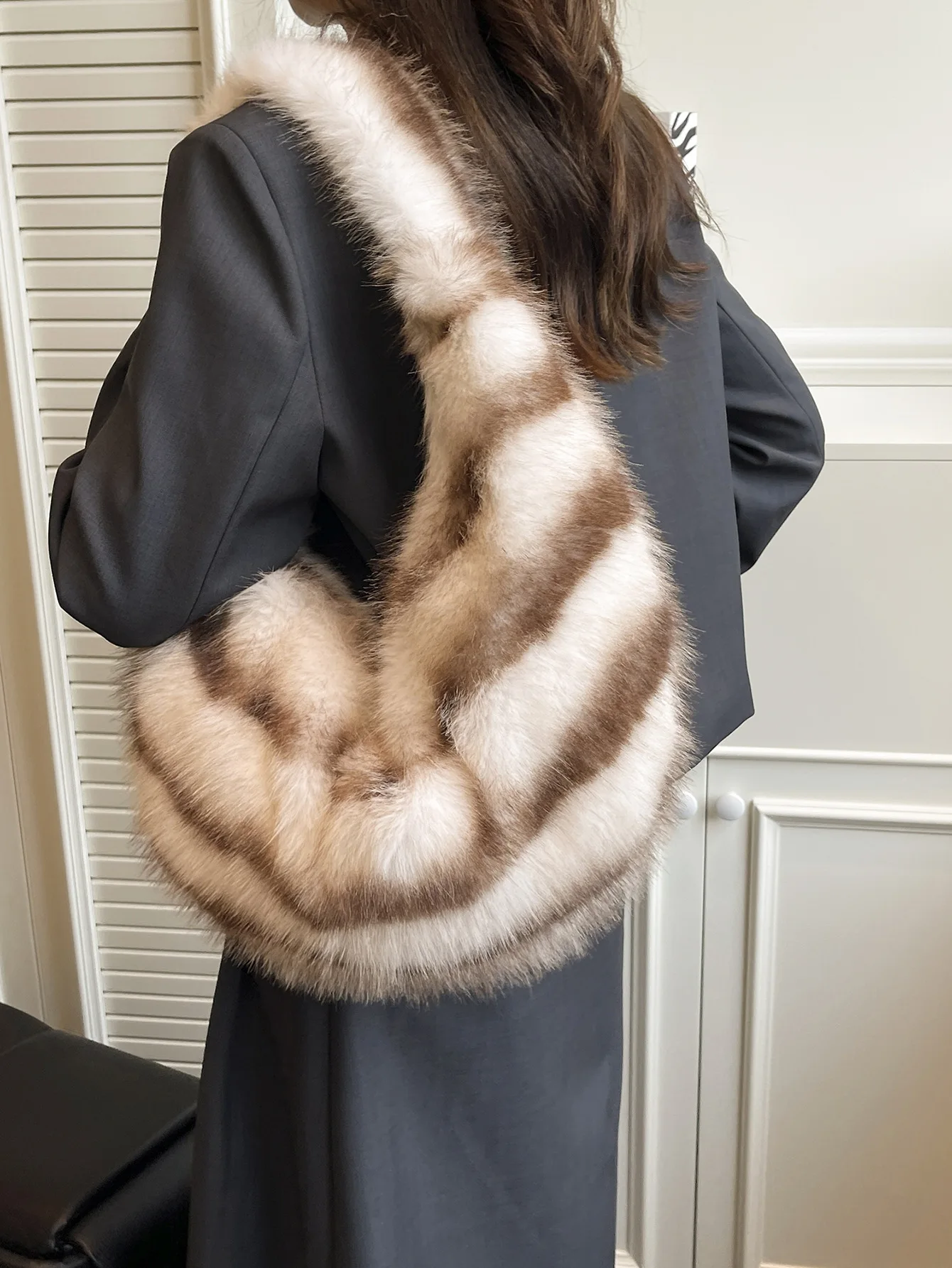 Осень-зима женская плюшевая сумка - Фотография_3