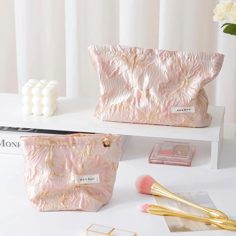 Новая мини-женская косметичка с цветком