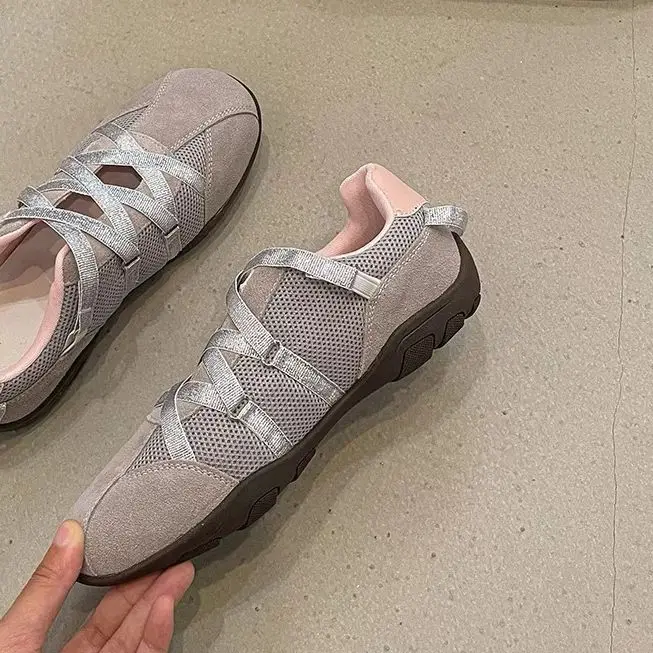 Балетки мэри джейн из натуральной кожи с перекрестными ремешками - Фотография_4