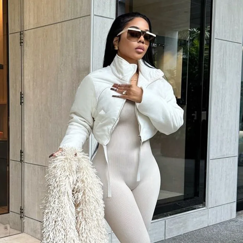 Зимняя укороченная куртка с хлопковой подкладкой - Фотография_4