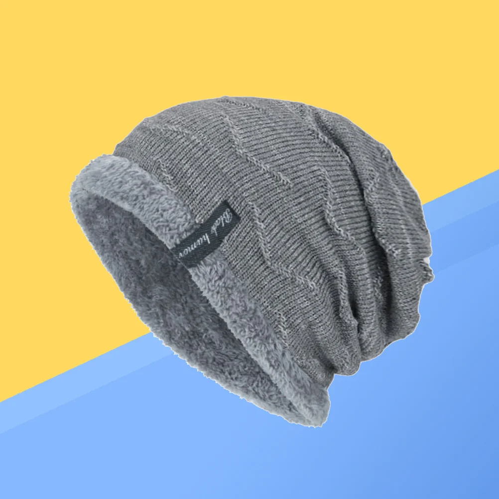 Мужская теплая вязаная шапка-бини - Фотография_3