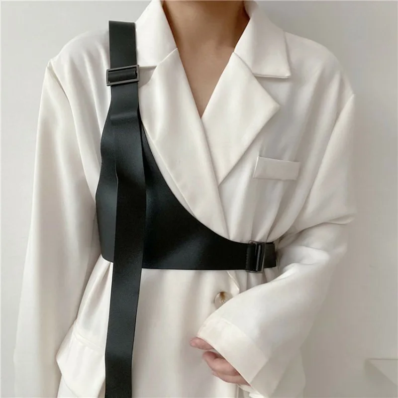 Женский кожаный ремень