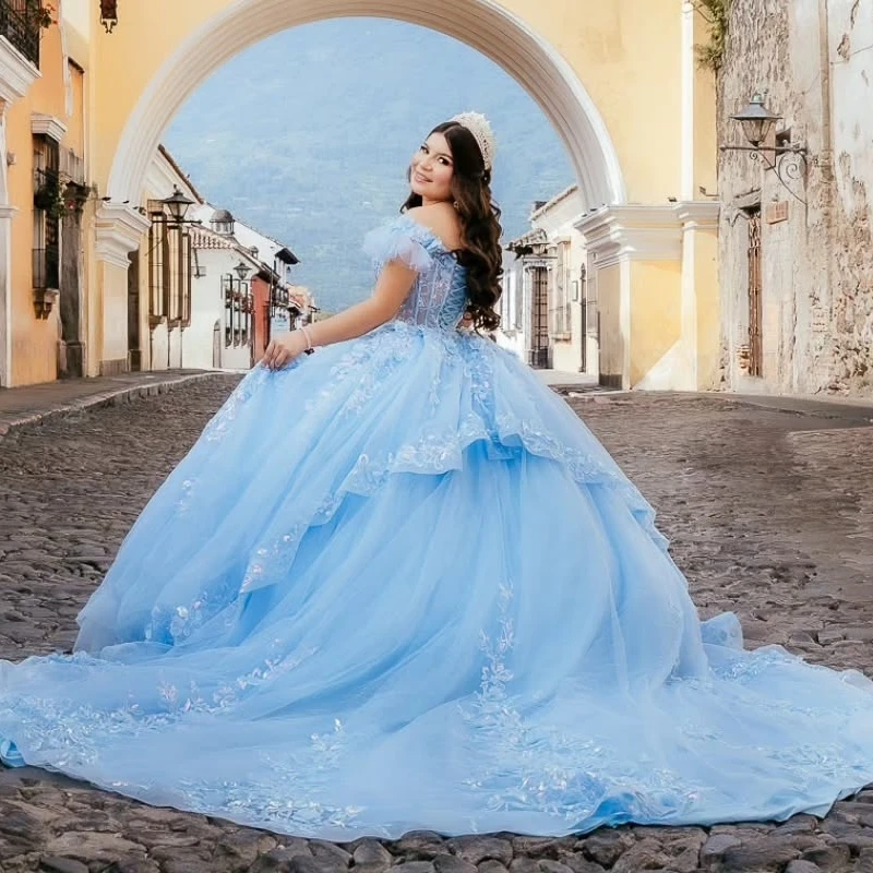 Небесно-голубое блестящее платье - Фотография_2