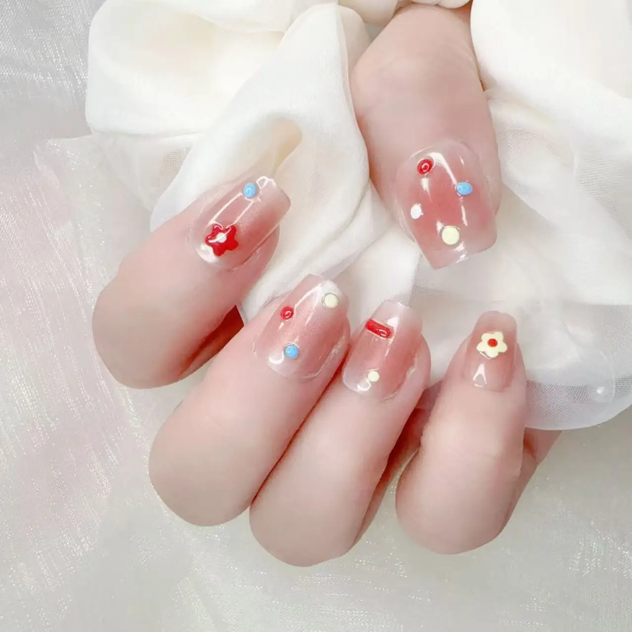 Милые накладные ногти ручной работы - Фотография_4