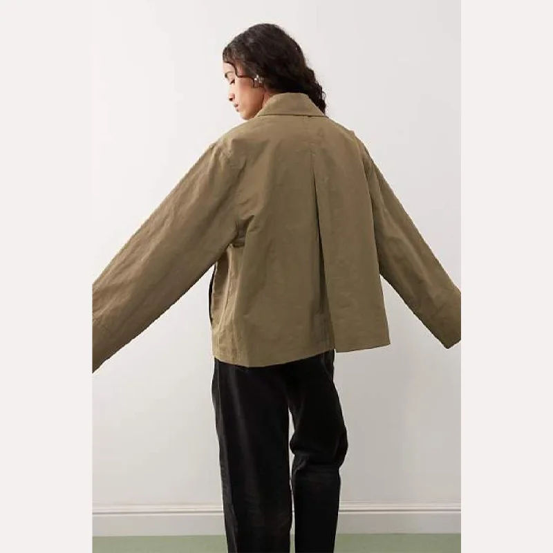 Стильные крутые куртки с галстуком-бабочкой - Фотография_3