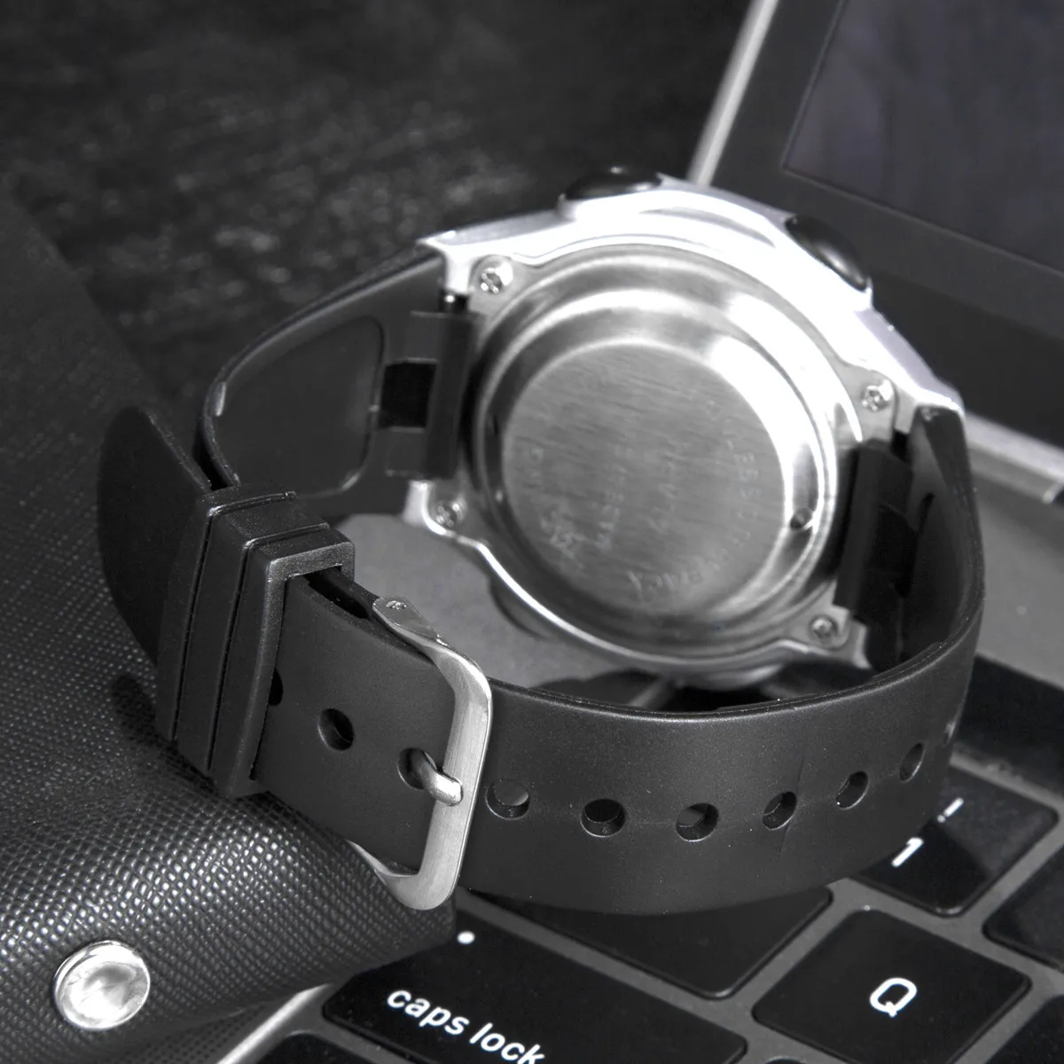 Говорящие испанские наручные часы - Фотография_5