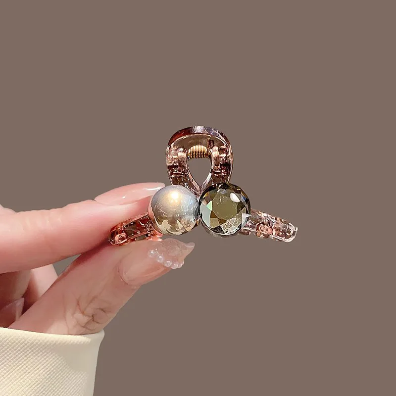 Элегантный бант в виде акулы - Фотография_4