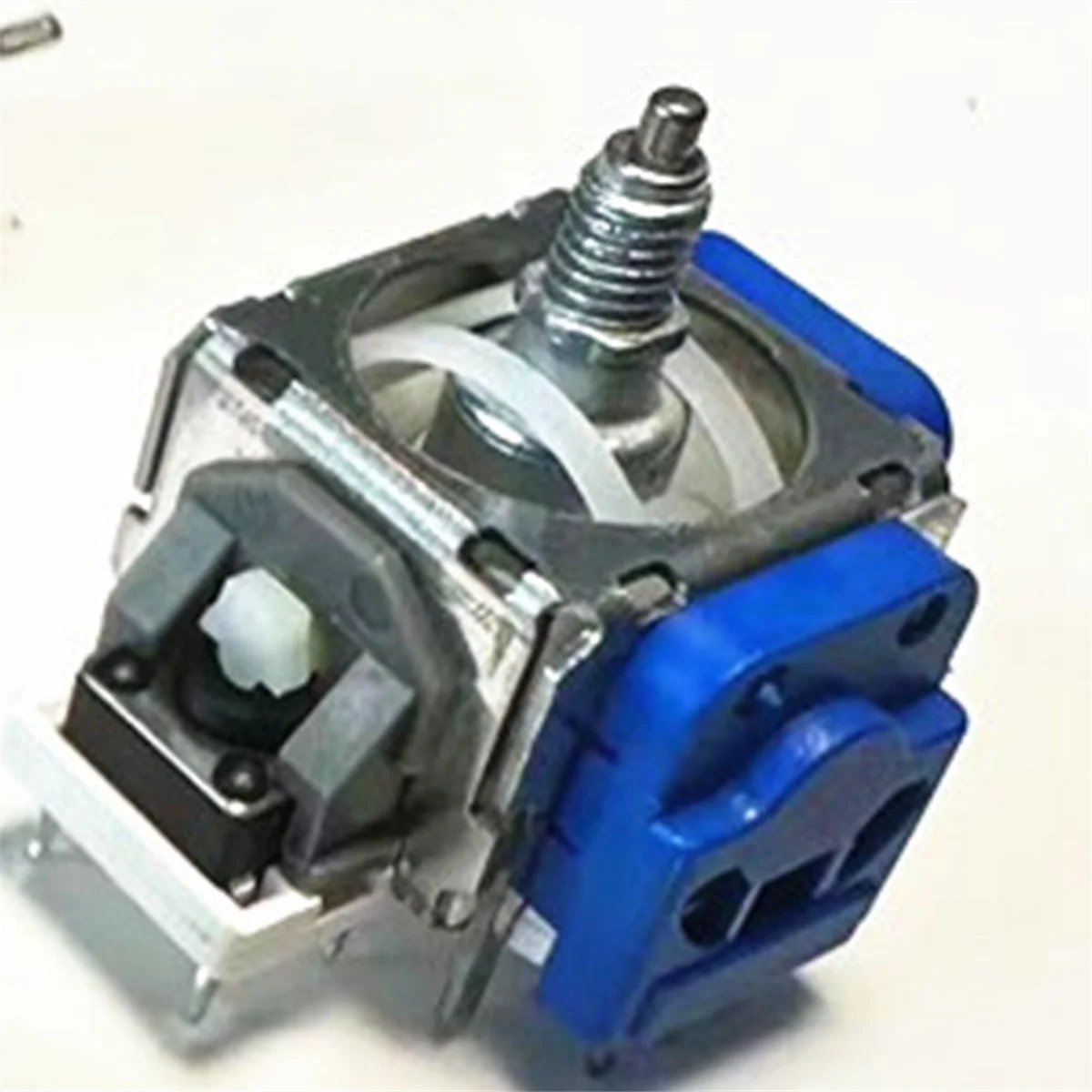 Джойстик с эффектом холла и датчиком - Фотография_6