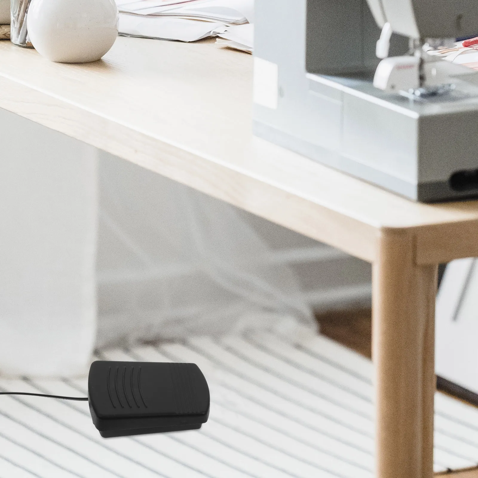 Стабильная бытовая швейная машина - Фотография_2