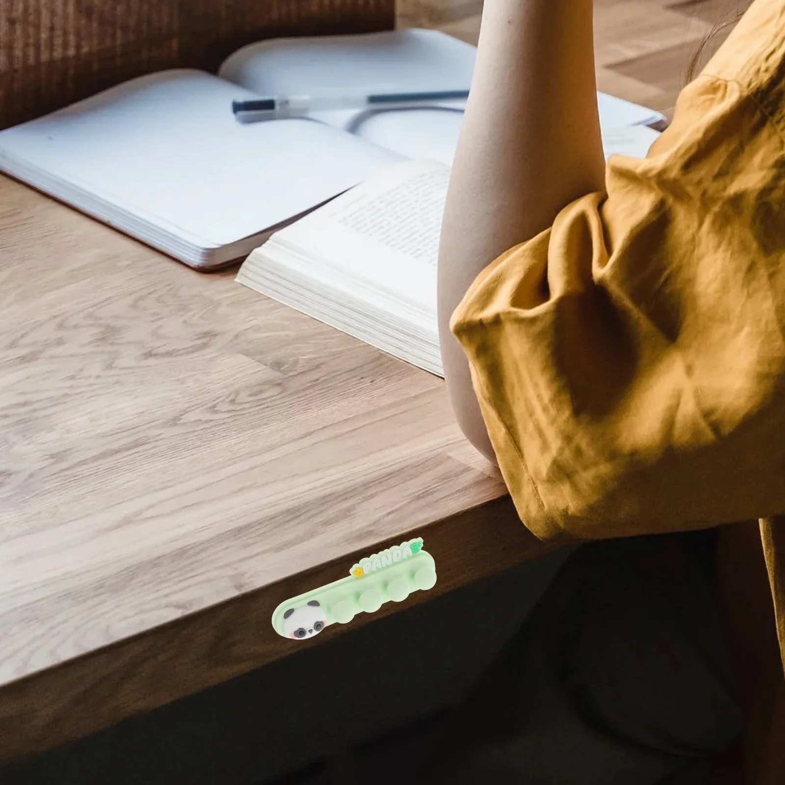 Самоклеящиеся зажимы-органайзеры для кабеля в виде панды для стола - Фотография_3