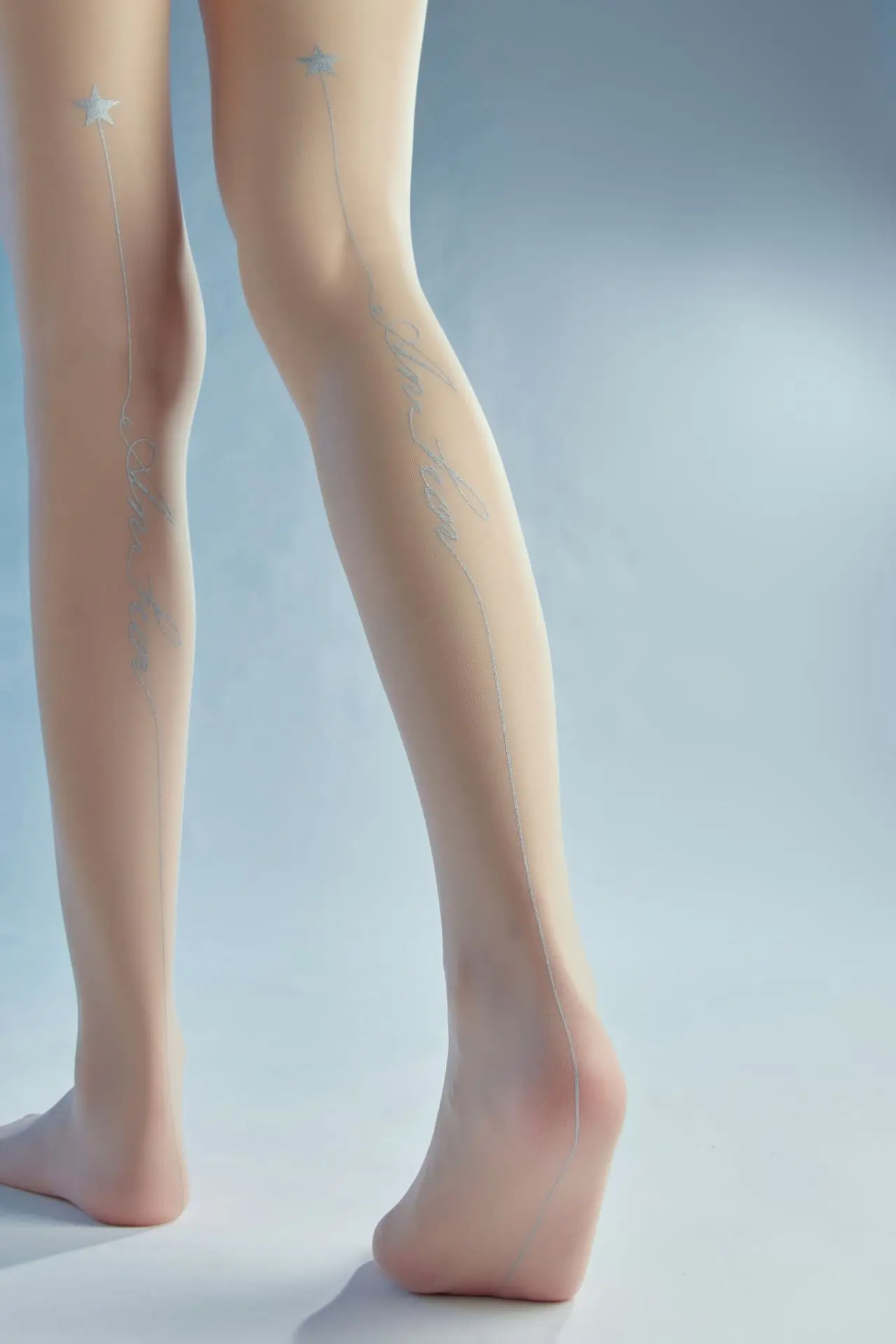 Модные пикантные женские колготки - Фотография_5