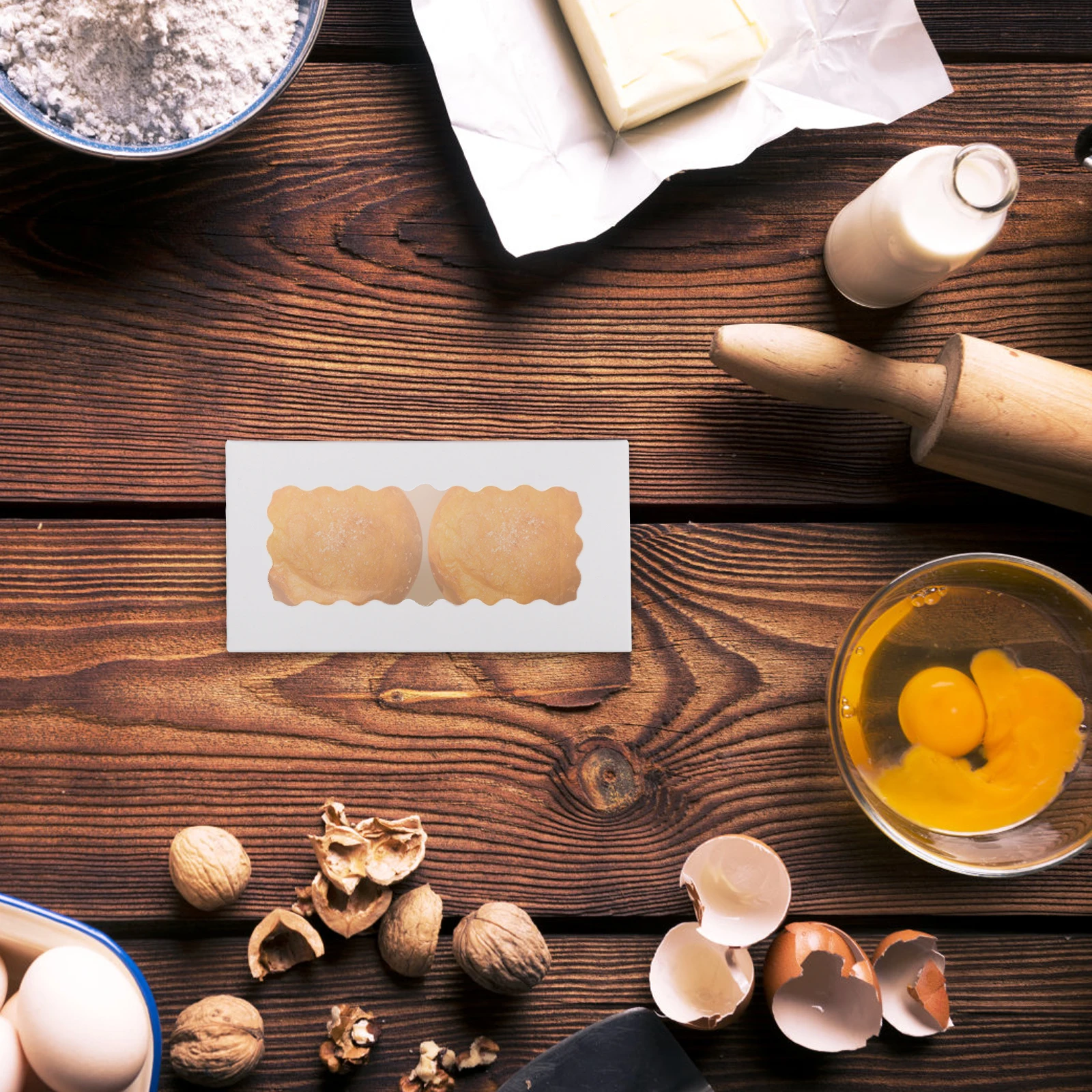 Бумажные коробки для кексов с белыми карточками