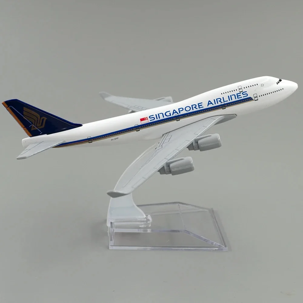 1/400 b747 singapore airlines